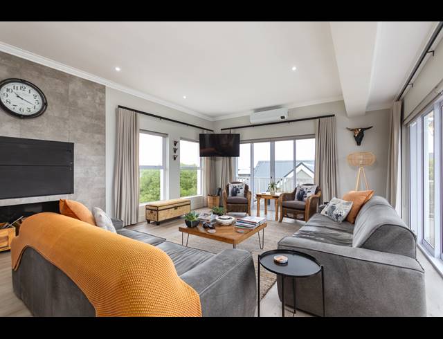 3 BEDROOM FREESTANDING FOR SALE IN BIG BAY